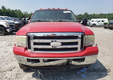 2005 Ford F350 Super Duty from USA, damaged, VIN 1FTWW33P05EC94030